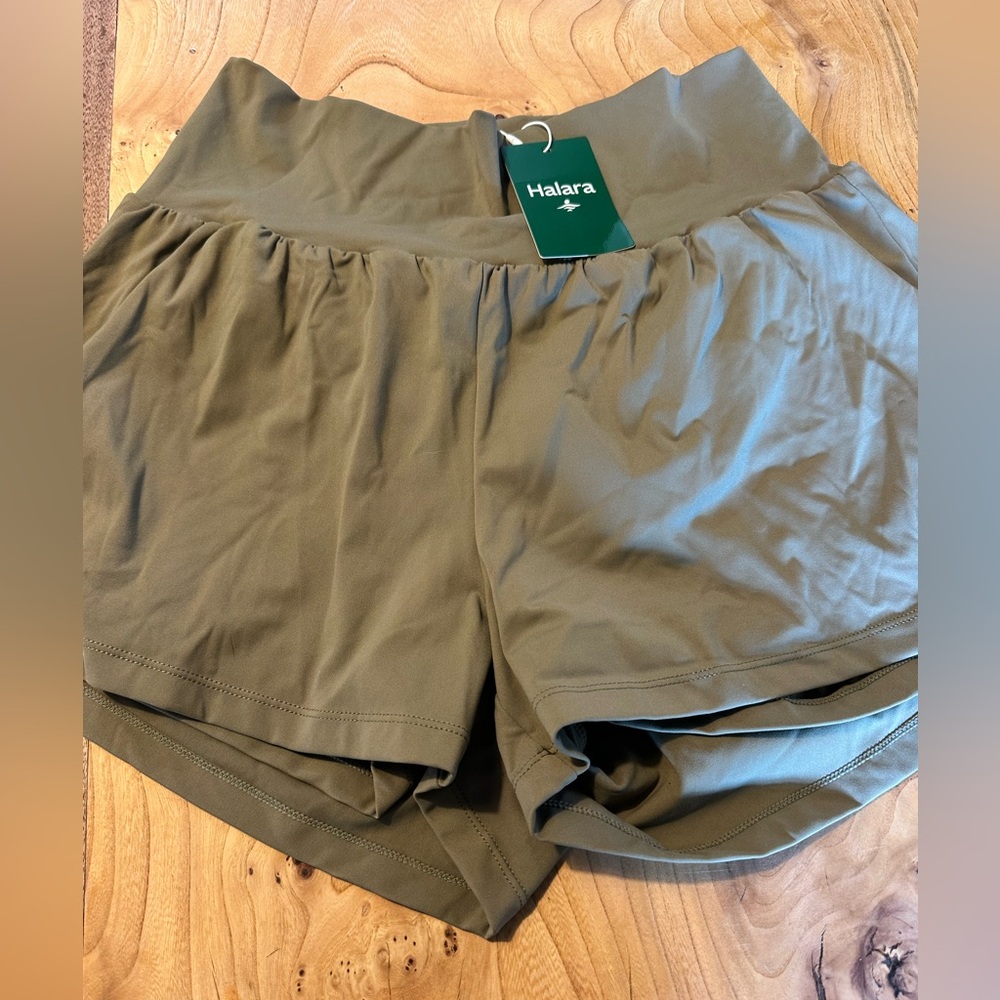 HALARA Women's Athletic Shorts in Olive